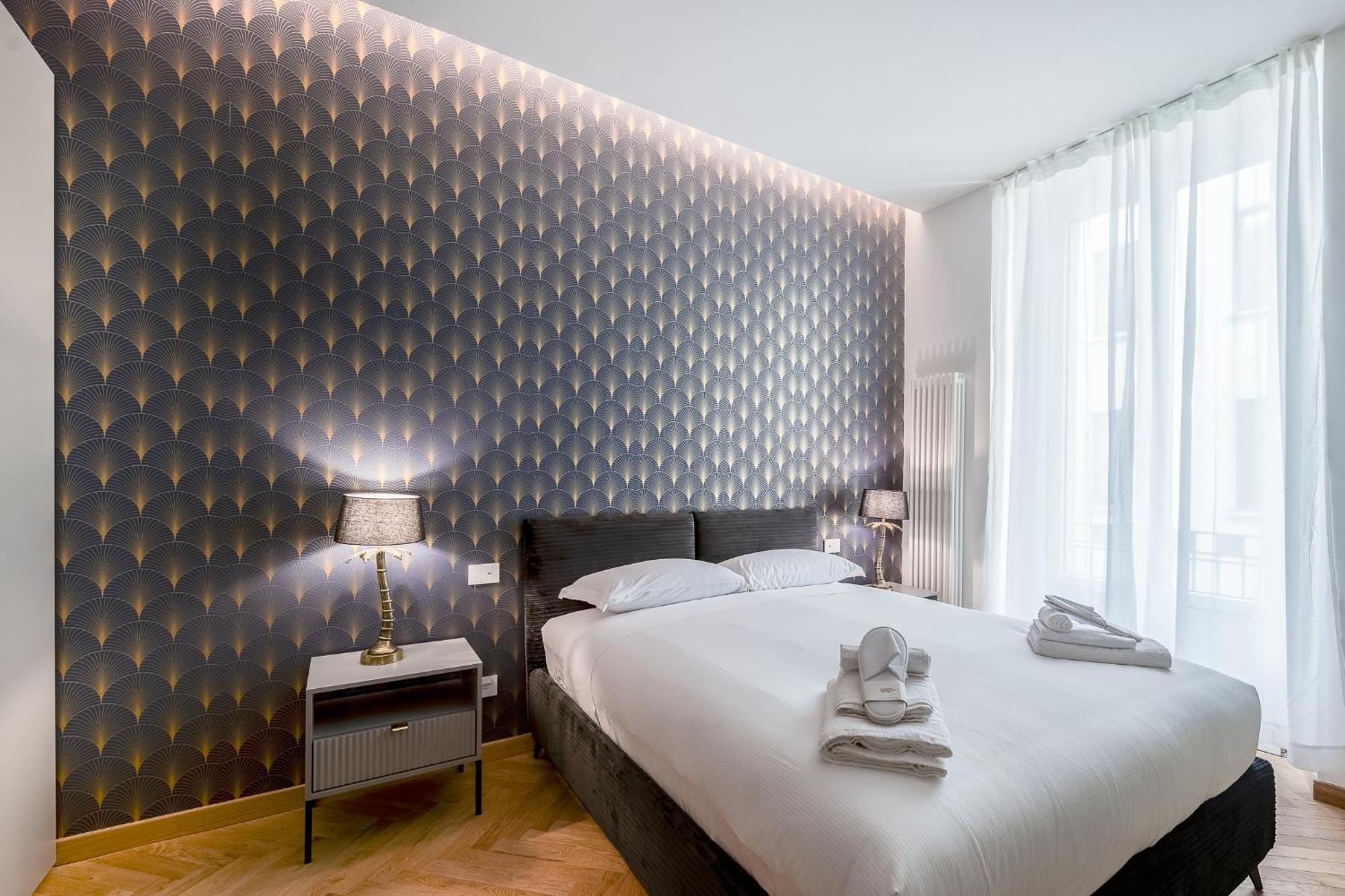 Luxury Apartment - Near Stazione Centrale Milan Exterior photo